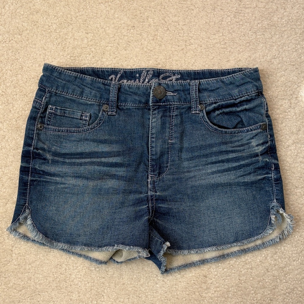 Juniors Vanilla Star Jean Shorts